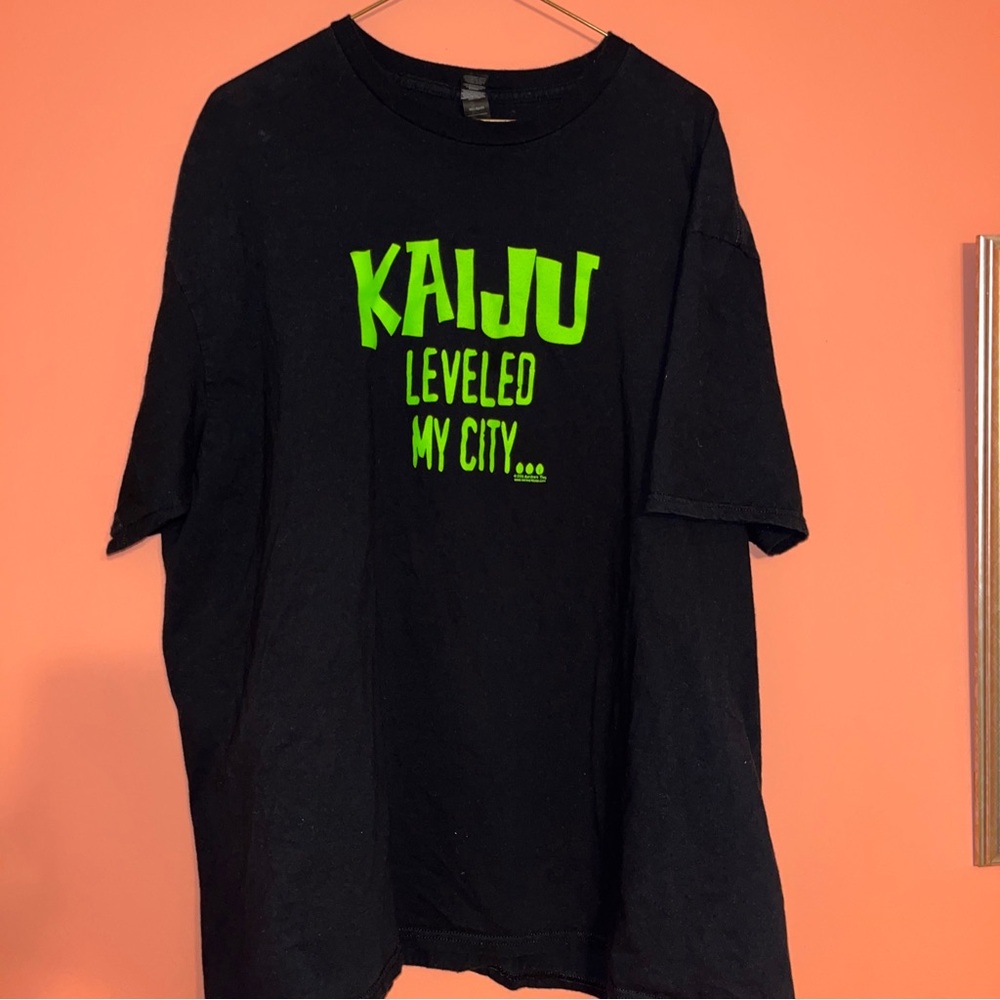 Kaiju Leveled My City Asrdvark Toys 2006 Shirt XXL